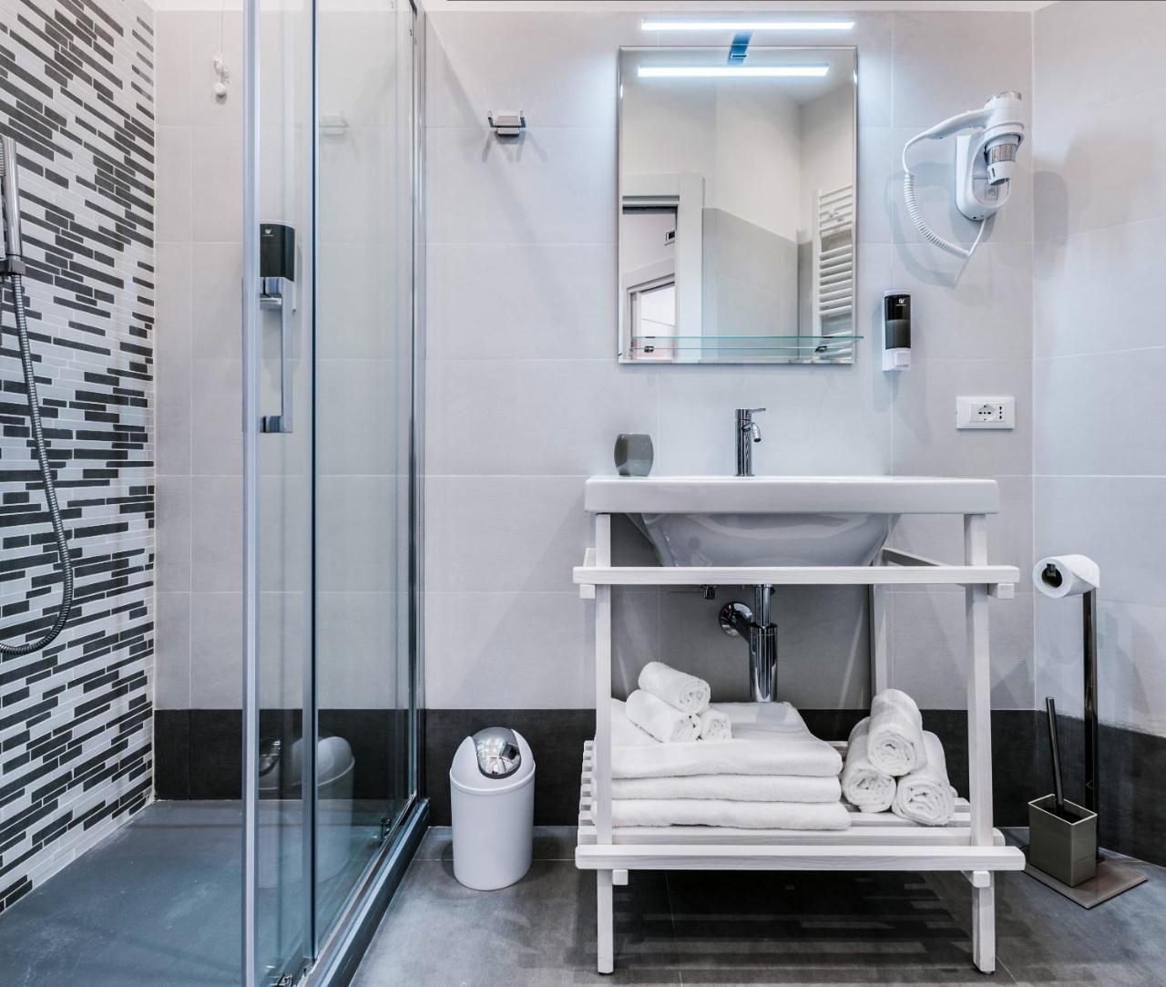 Lele Rooms San Lorenzo روما المظهر الخارجي الصورة